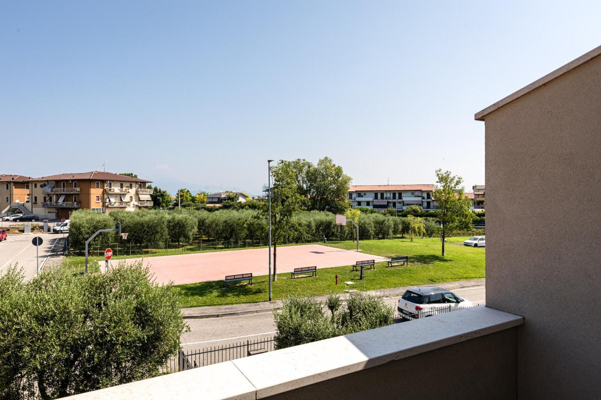 Rita Villa Peschiera del Garda